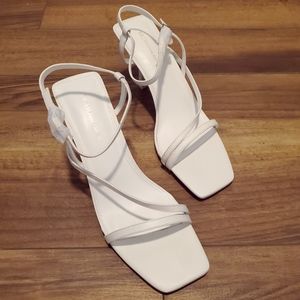 NWB BCBGeneration Millani Strappy Stiletto Sandals Size 11 Bright White